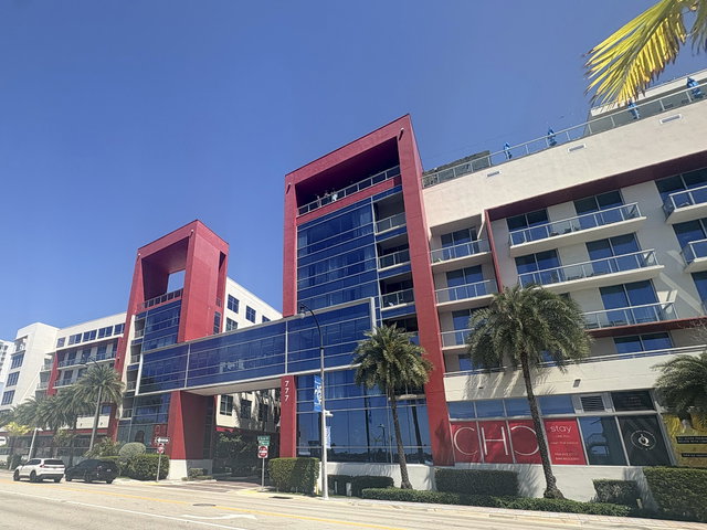 Costa Hollywood Condo main photo